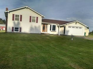 10477 Wilder Rd, Chardon, OH 44024