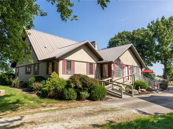 4711 Peters Rd, Troy, OH 45373