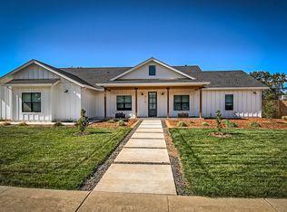 9110 Grand Manor Dr, Palo Cedro, CA 96073