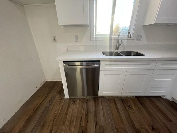 2nd image of 7613 9th Avenue Ct E APT B