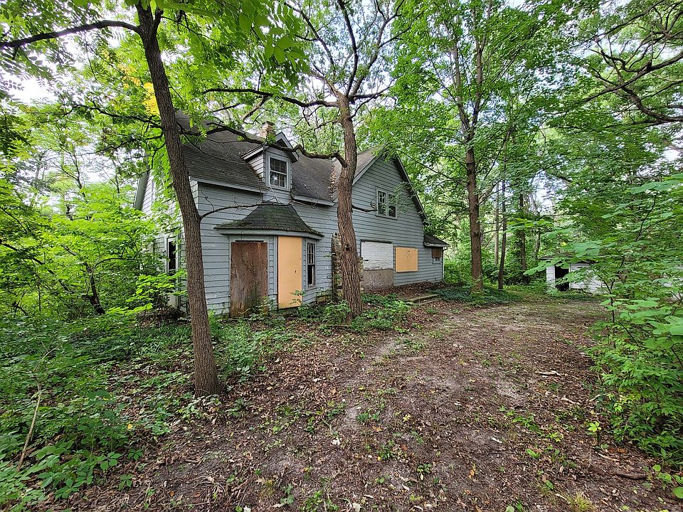1st image of 8823 W 126th St