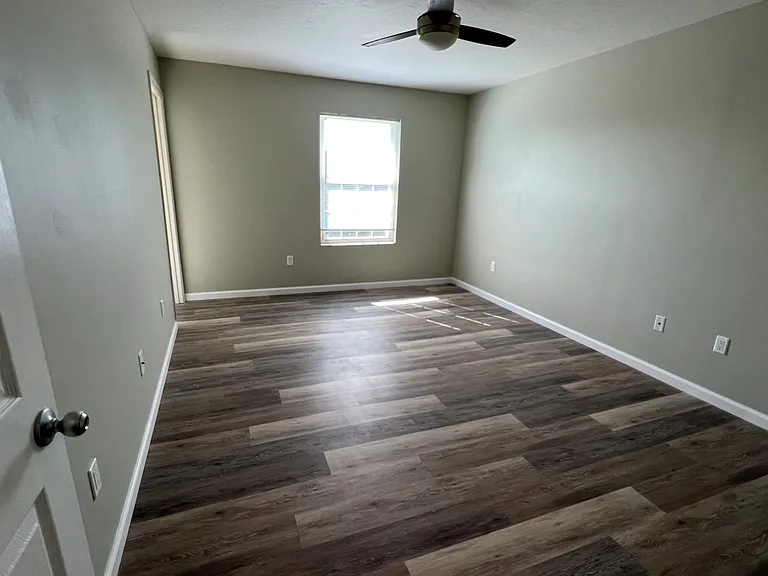 215 Barley Cir #2 — Photo 10
