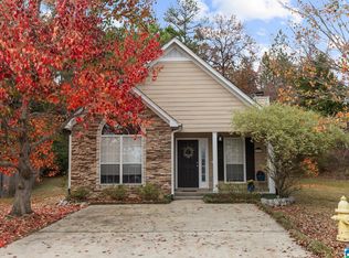 169 Mayfair Ln, Calera, AL 35040