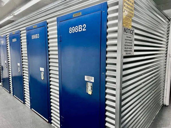 112-50 Northern Boulevard image 3 of 4