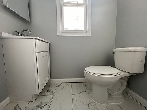 5th image of 432 Avon Ave #1E