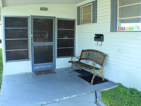 5th image of 10961 1st Ln N