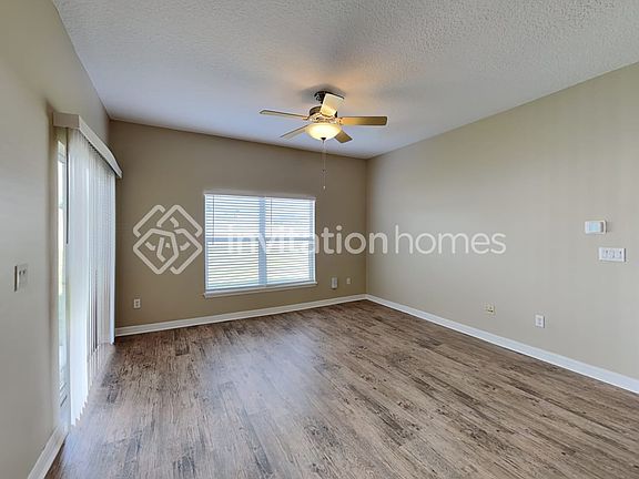 5th image of 513 Casa Marina Pl
