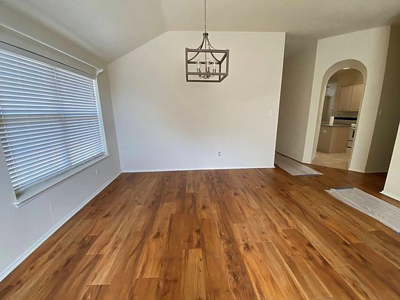 3rd image of 3224 Verbena Dr
