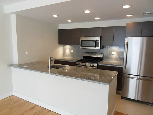 Rented by Stonehenge NYC LLC | media 15