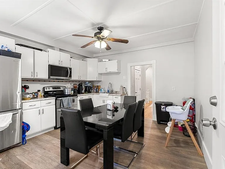 633 River St #B — Photo 4