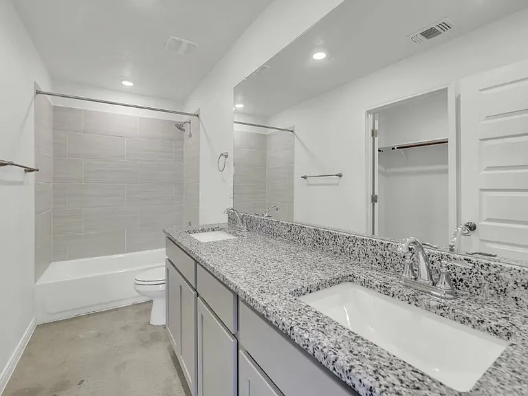 604 Pacific Crest Trl #A/B — Photo 7