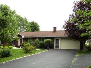 206 Stevens Ct, Campbellsvlle, KY 42718
