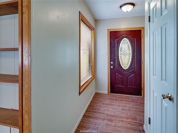 2nd image of 2904 Normand Dr