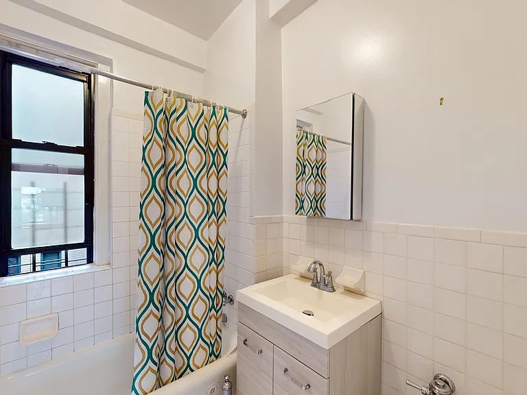 325 W 77th St #3A — Photo 14