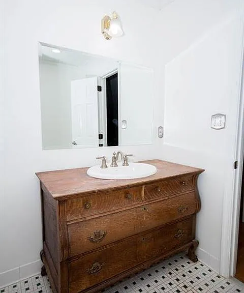 4 Jefferson Ct — Photo 21