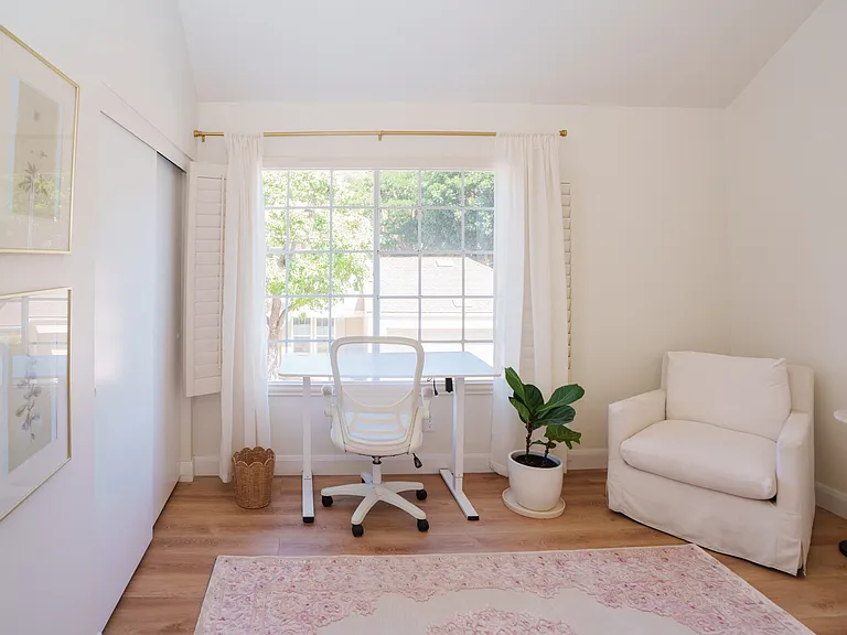 3766 Balboa Ter #F — Photo 16