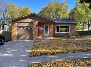 1202 Central Ave SE, Le Mars, IA 51031