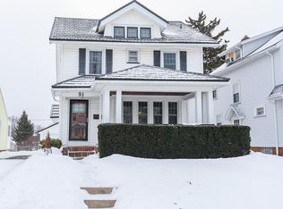 91 Harwick Rd, Rochester, NY 14609