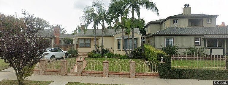 1st image of 2481 Coolidge Ave