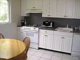 3rd image of 2535 Eileen Ct