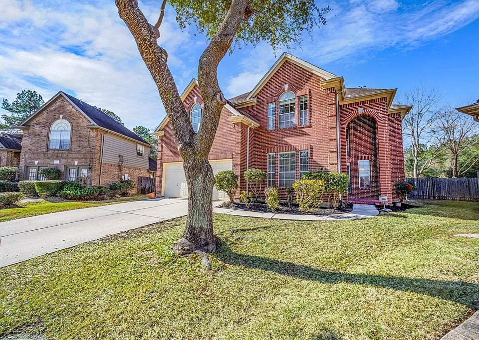 WONDERFUL OPPORTUNITY TO OWN A BEAUTIFUL HOME IN CHAMPION SPRINGS!