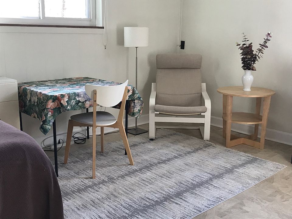 1st image of 121 Saint Margaret Dr #2