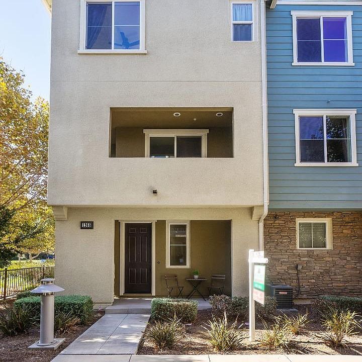 1st image of 1266 Nestwood Way