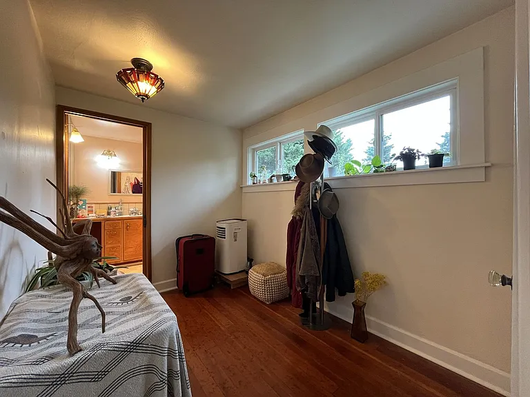 2430 SE Park Ave — Photo 41
