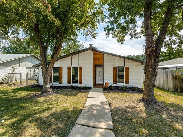 1st image of 3318 Overglen Dr