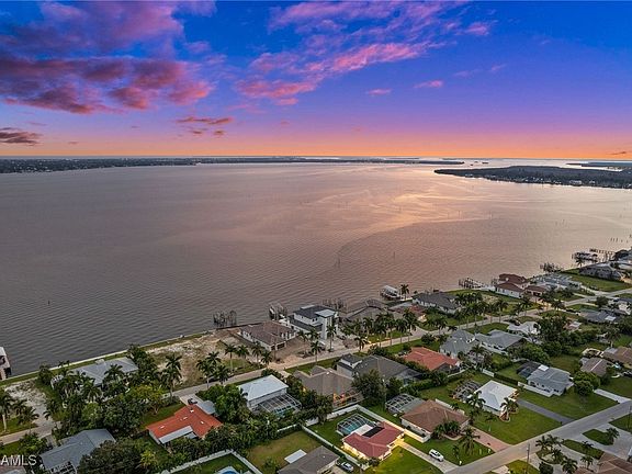4th image of 643 Coral Dr