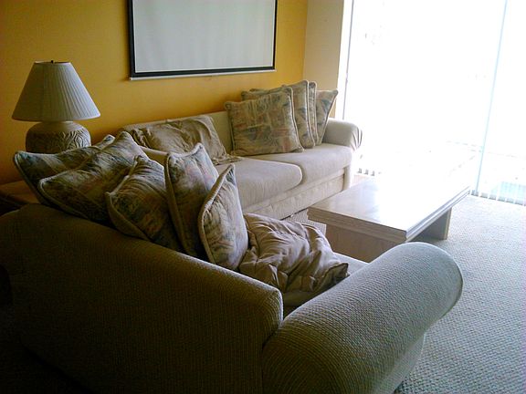 5th image of 2900 N Palm Aire Dr APT 403