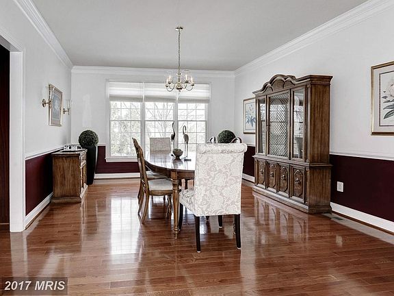 4th image of 19647 Saratoga Springs Pl