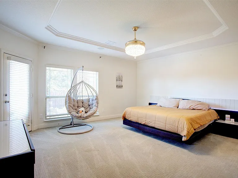 214 Heatherstone Dr — Photo 15