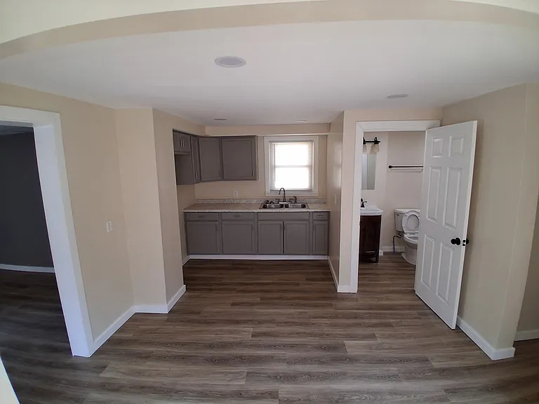 74 S Freeman St — Photo 10