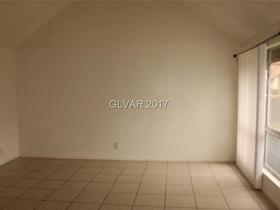 5th image of 4456 Buena Vista Dr #0