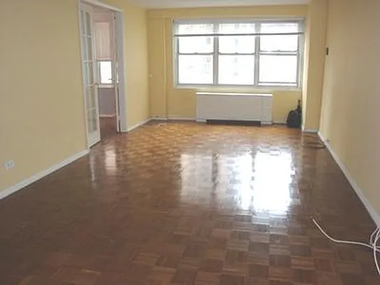 Rented by City Connections Realty | media 18