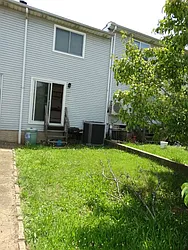 40 Northfield Court  image 1 of 15