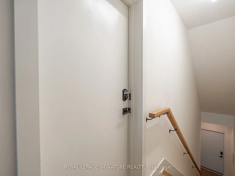 7 Earnscliffe Rd #5 — Photo 3