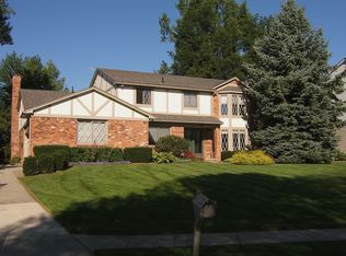 5369 Capri Dr, Troy, MI