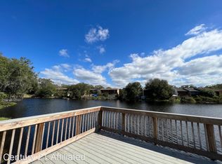 7108 Waterside Dr, Tampa, FL 33617