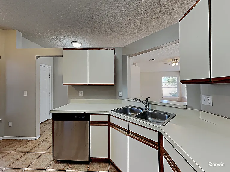 305 Cello Cir — Photo 3
