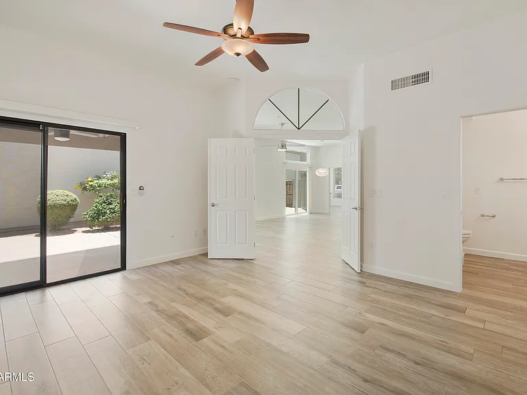 9505 N 106th Pl — Photo 11