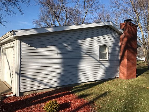 2nd image of 3928 Fernbank Dr