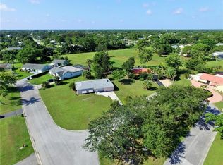 1602 SE Avanti Ct, Port Saint Lucie, FL 34952