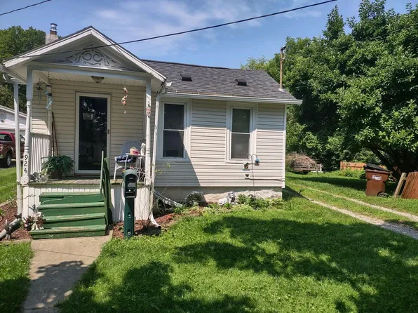 924 Spring St, Jackson, MI 49202