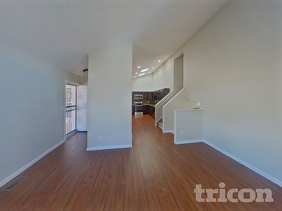 2nd image of 3015 Moonbeam Cir N