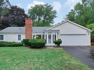 117 Sterling Ln, Wilmette, IL 60091