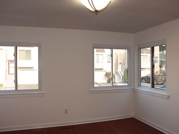 1463 Black Rock Turnpike