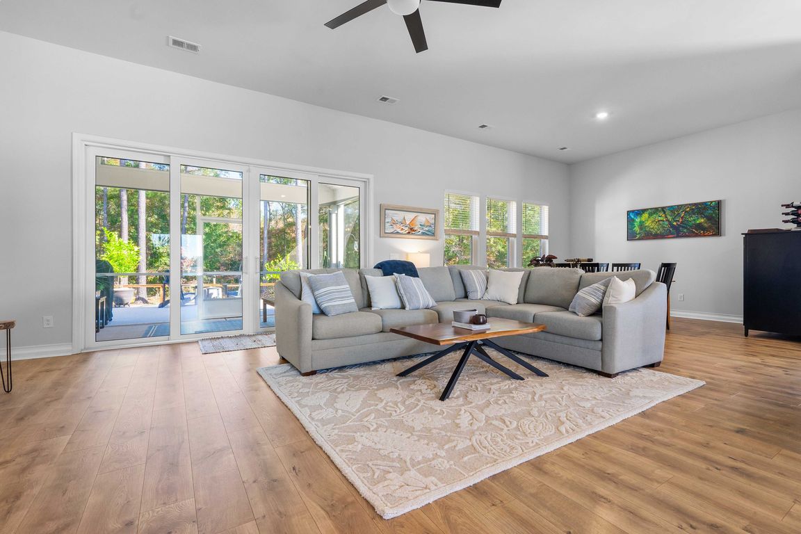 next background image