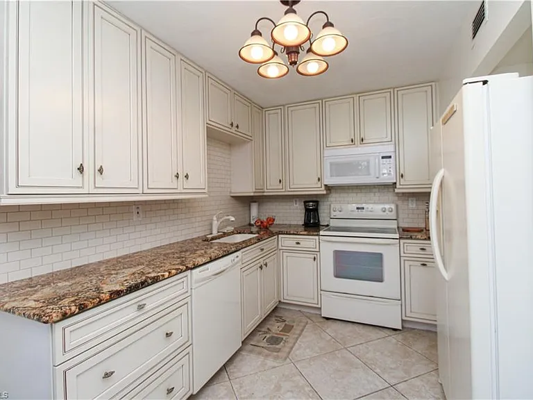 1510 Mainsail Dr #7 — Photo 30